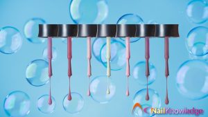 ¿Por qué mi esmalte de uñas hace burbujas?