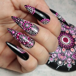 Mandala Dots created by Froukje Groenendijk, With a dotting tool and gel polish, you can create the most beautiful nail art.. Styled in Flat nail art representing Geometric. These Long - Stiletto shaped nails are crafted using the Press On system and are coloured Pink.