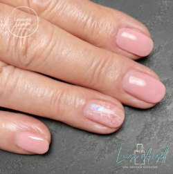 Nude Quartz  created by Luisa Ansell, Nude toned, natural clean look with a hand painted Quartz accent nail using gel polish.. Styled in Mixed Media nail art representing Minimalistic. These Short - Round shaped nails are crafted using the Gel Polish system and are coloured Other.