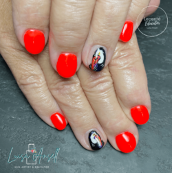 Toucan Fun created by Luisa Ansell, Hand painted Toucan holiday nails over a short acrylic extend.. Styled in Character Painting nail art representing Comic / Cartoon. These Short - Round shaped nails are crafted using the Acrygel system and are coloured Red.