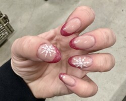 Christmas glitter acrylic nails