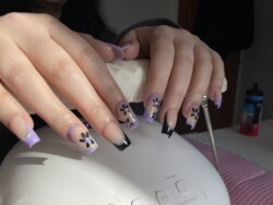 Birthday nails