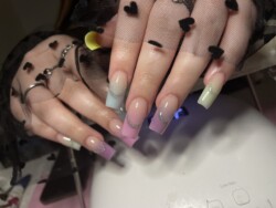 Holiday nails
