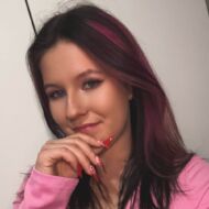 Eloise Lennard - EllieGel Nails